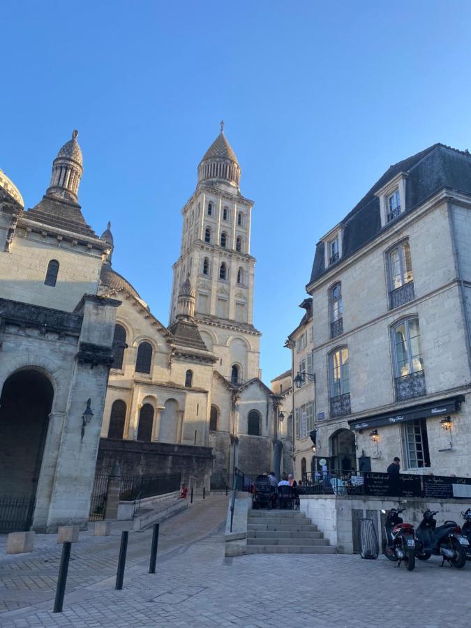 ペリグーLe Ptit Saint-Frontアパートメント エクステリア 写真
